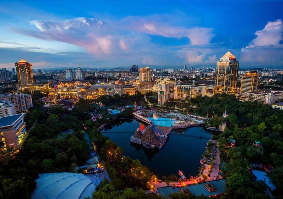 Sunway Lagoon Family Suites At Sunway Pyramid & Sunway Lagoon Kampong Penaga  Bagian luar foto